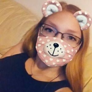 Meet your Posher, Mickayla